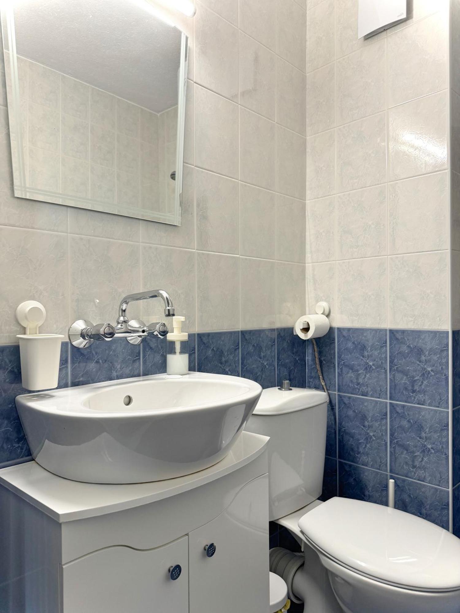 Restful Apartment For 4 Guests In Бургас Екстериор снимка