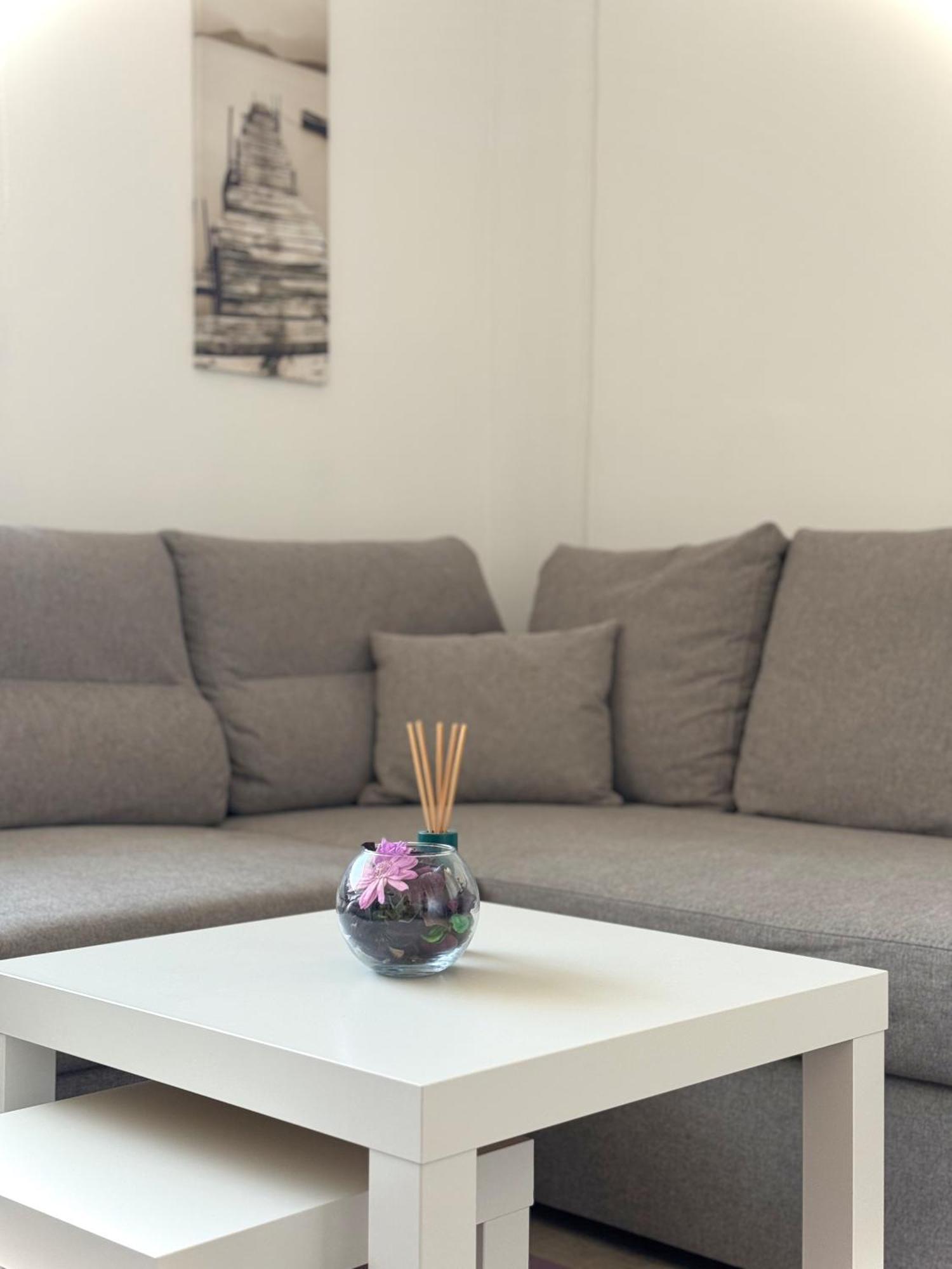 Restful Apartment For 4 Guests In Бургас Екстериор снимка